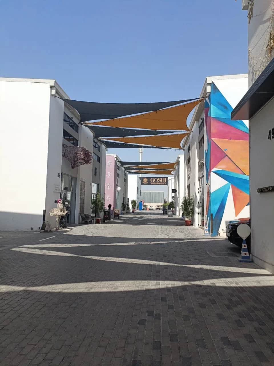 !! GOSHI WAREHOUSES CITY !! HIGH-END COMPOUND !!  AVAILABLE FOR IMMEDIATE OCCUPANCY !!
